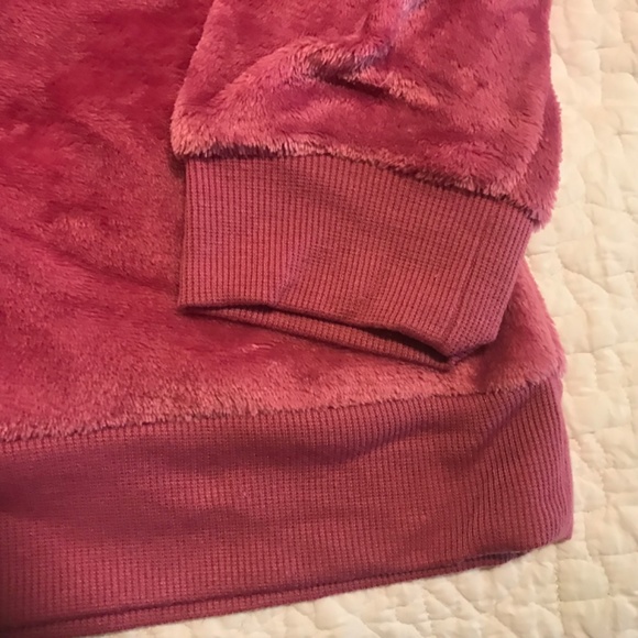 Fluffy! Secret Treasures long sleeved pink crewneck “stay warm” sweatshirt (L) - Picture 10 of 15